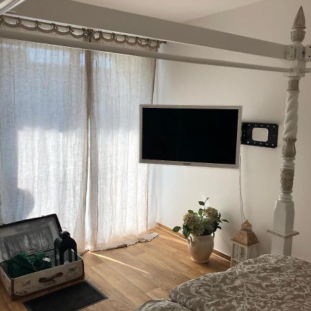 Poetic Apartment Mikulov Bagian luar foto